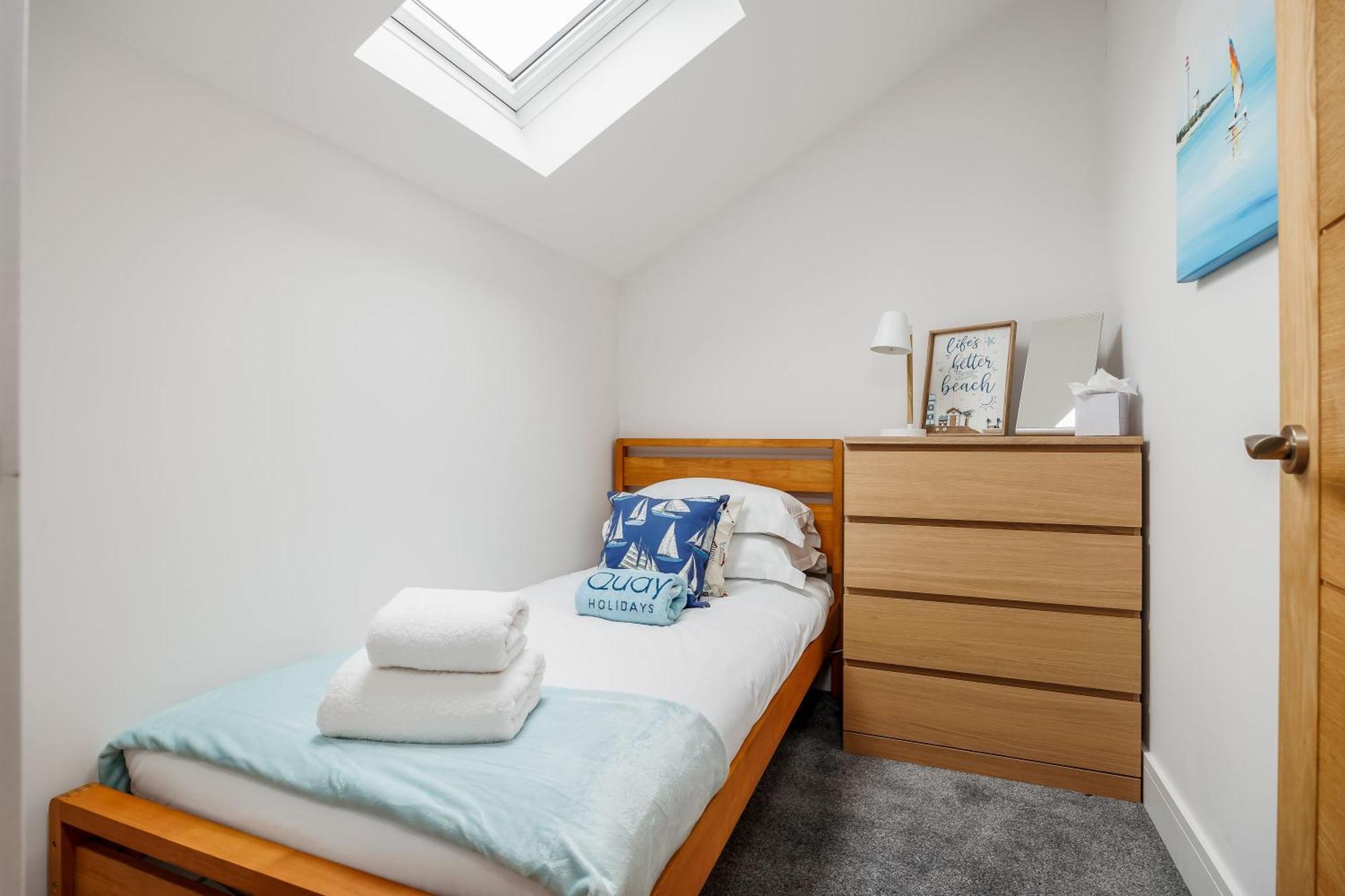 Charlotte Cottage Poole Esterno foto